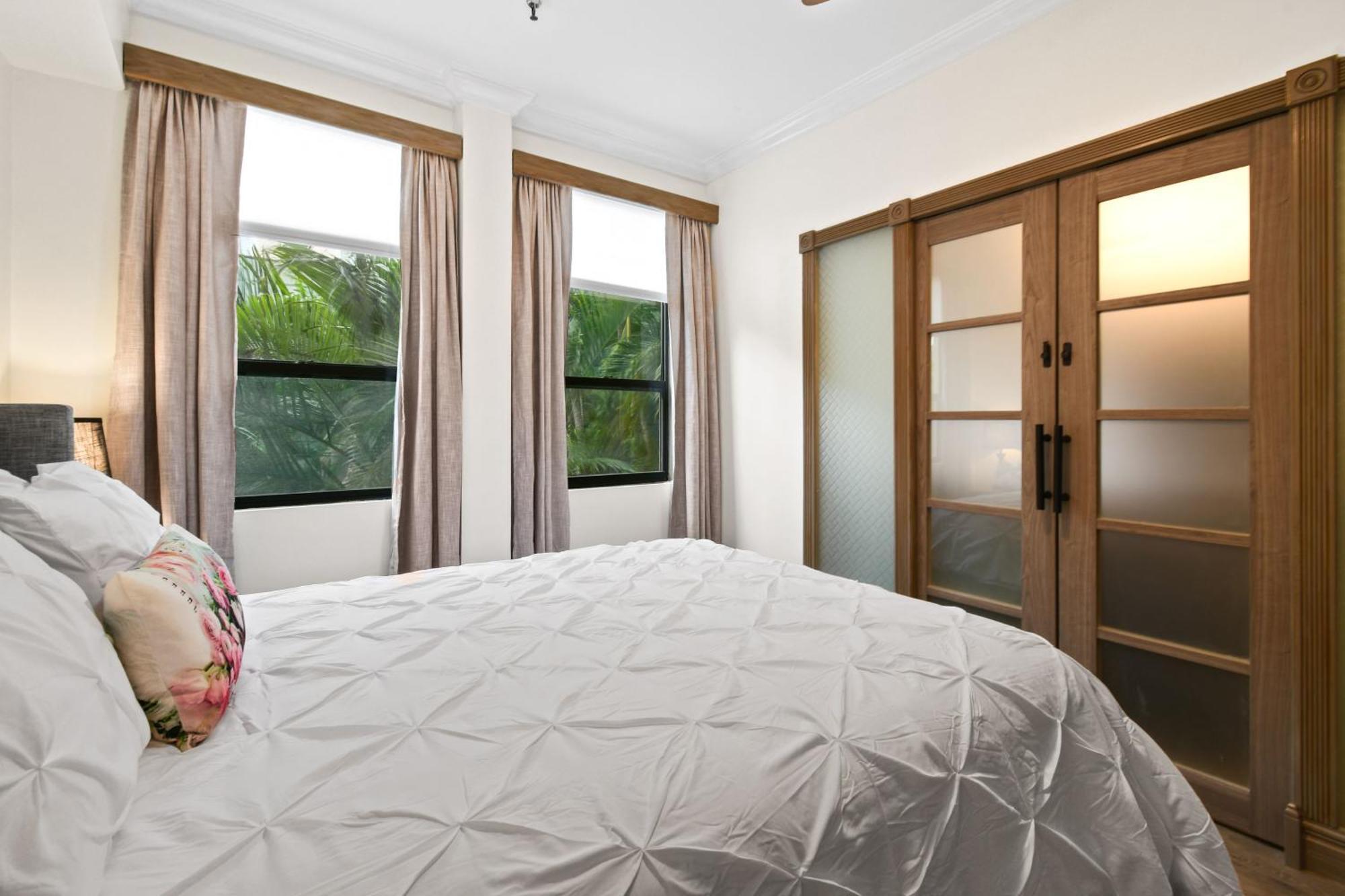 Orchid Suites - Historic Palm Beach Hotel Condominium Bagian luar foto