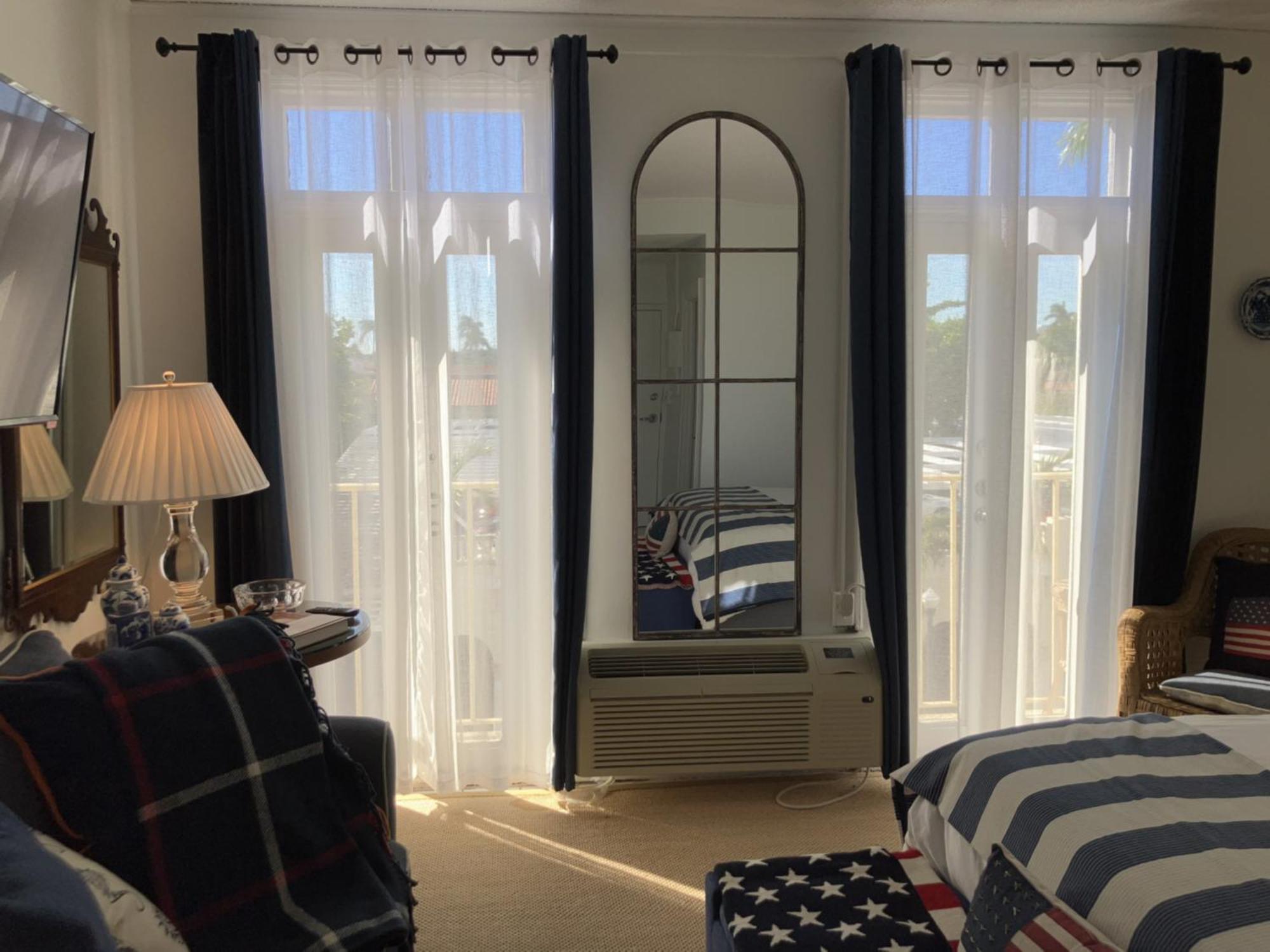 Orchid Suites - Historic Palm Beach Hotel Condominium Bagian luar foto